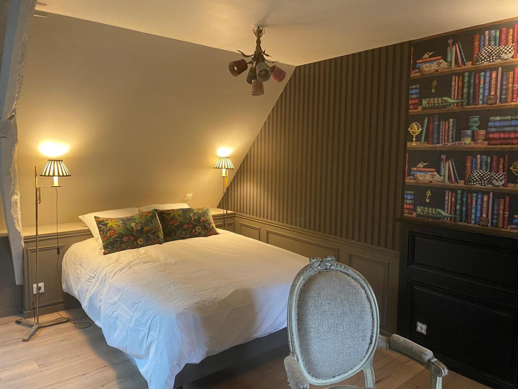 Hotel La Demeure Du Collectionneur Quintin Pokoj fotografie